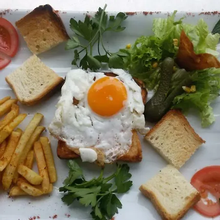 Poyraz Kaptan 2*